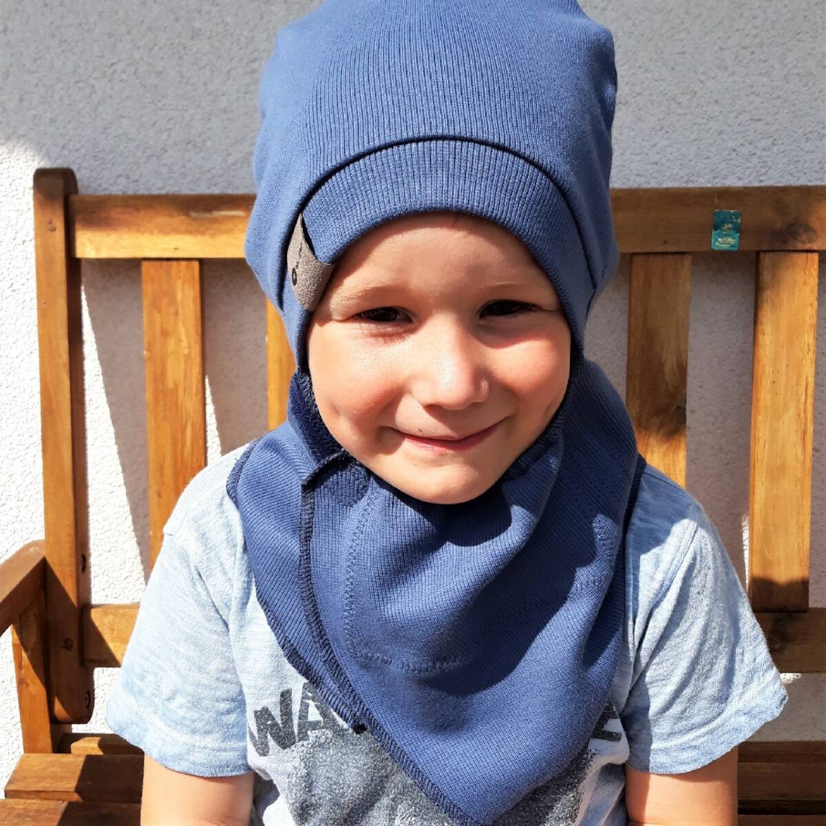 niebieska czapka 3w1 z chustkÄ… i miejscem na maseczkÄ™